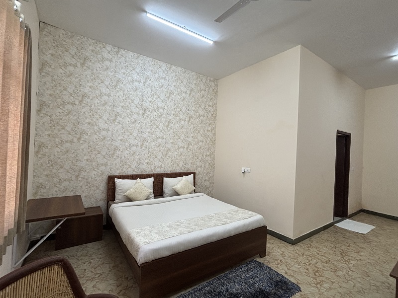 Booking Room